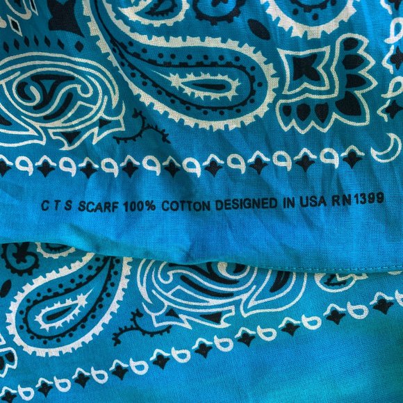 5 Bandanas - 4 NWT! - Picture 2 of 2